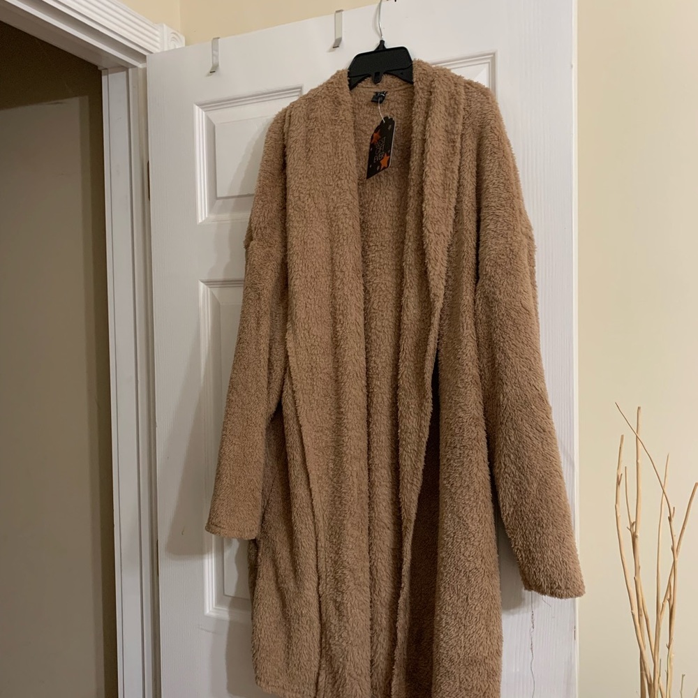 NWT soft tan coat. Size XL